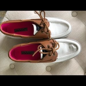 Canvas and leather Sperrys